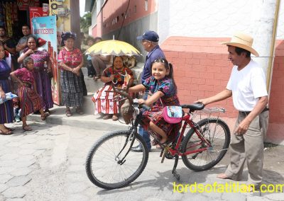 Emily with her grand-father Evaristo Rosales in Panajachel. Her own father, Evaristo, however, died of diabetes complicated by alcohol use. He was a famous Maya priest and alcohol was therfore an occupational hazard.