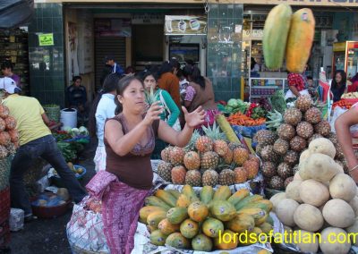 Although she lives in Retalhuleu, she travels each day to sell in Xela.